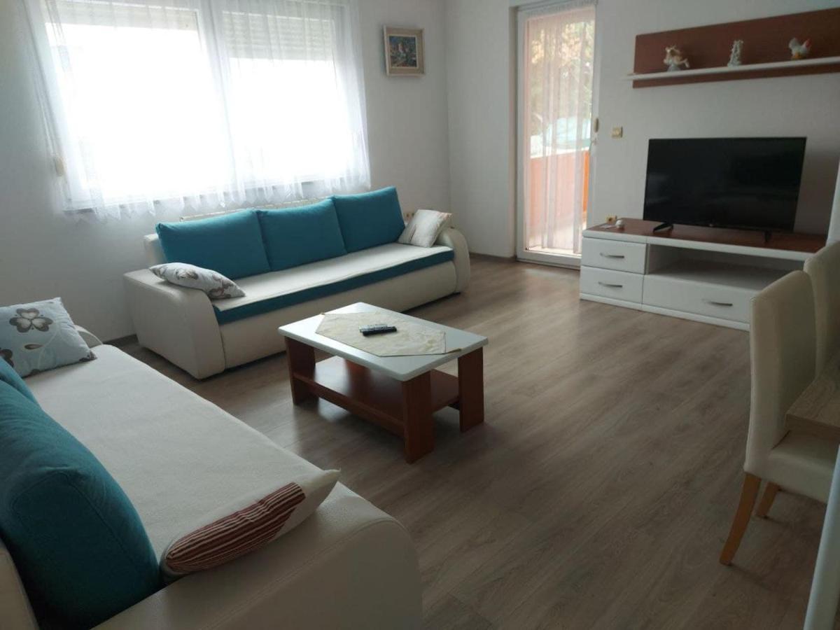 Ližnjan Bluegum Apartments מראה חיצוני תמונה