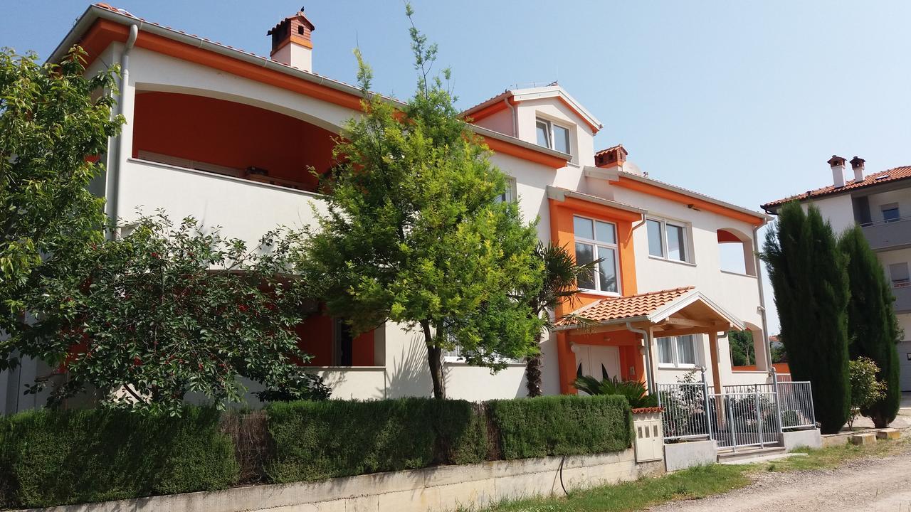 Ližnjan Bluegum Apartments מראה חיצוני תמונה